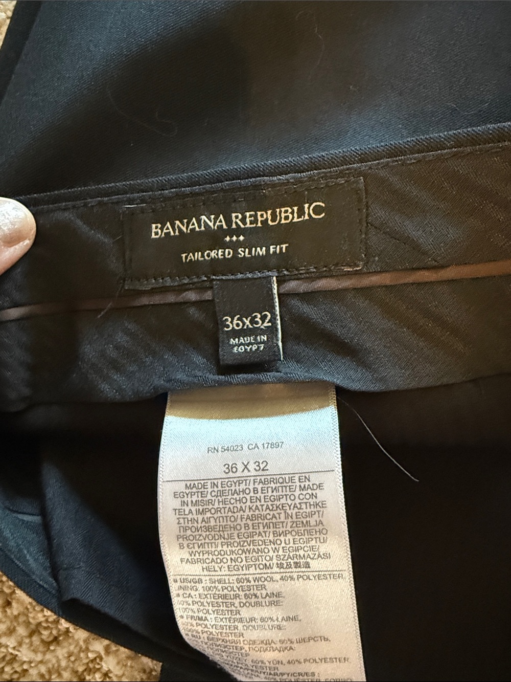 Men’s Banana Republic Tailored slim fit black dress pants 36 waist 32” inseam - Picture 2 of 2